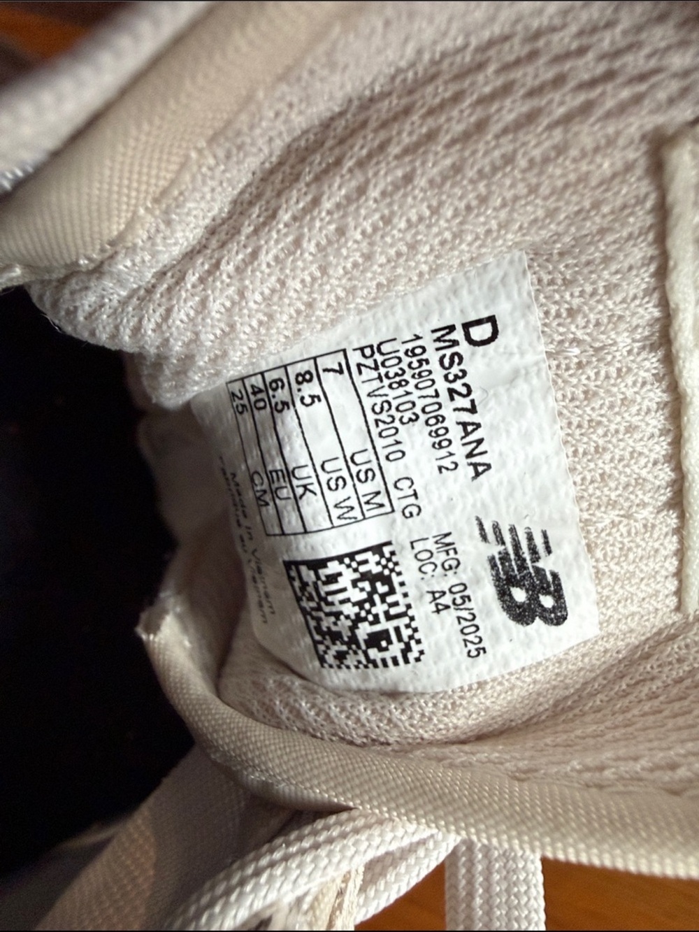 New Balance 327 Animal Trainers in Off White and Lleopard Size 8.5 - Picture 9 of 9
